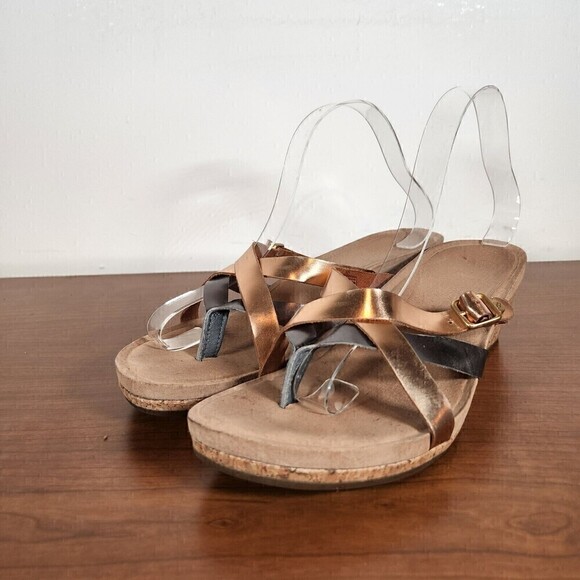 Stylish Women's Wedge Sandals - Bronze and Black - Picture 2 of 12